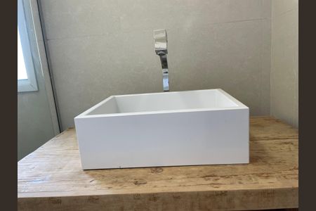 Apartamento para alugar com 55m², 2 quartos e 1 vagaBanheiro da Suíte 1