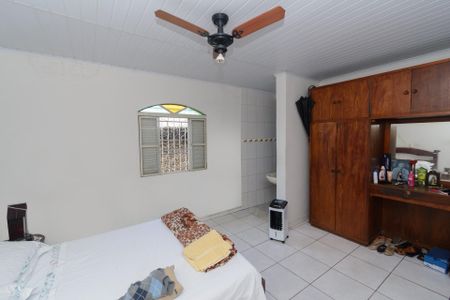 Casa à venda com 120m², 3 quartos e 2 vagasSuíte