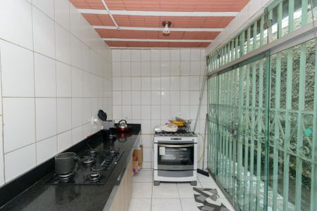 Casa à venda com 120m², 3 quartos e 2 vagas Casa à venda com 120m², 3 quartos e 2 vagasCozinha