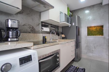 Apartamento à venda com 63m², 2 quartos e 2 vagasCozinha