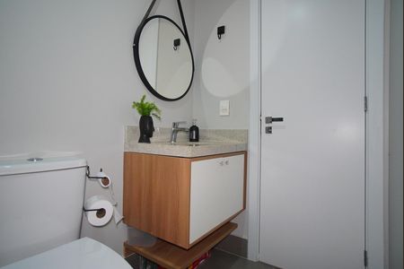 Apartamento à venda com 63m², 2 quartos e 2 vagasBanheiro Corredor