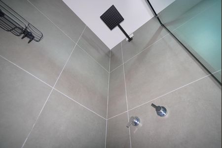 Apartamento à venda com 63m², 2 quartos e 2 vagasBanheiro Corredor