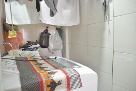 Apartamento à venda com 60m², 3 quartos e 1 vagaÁrea de Serviço