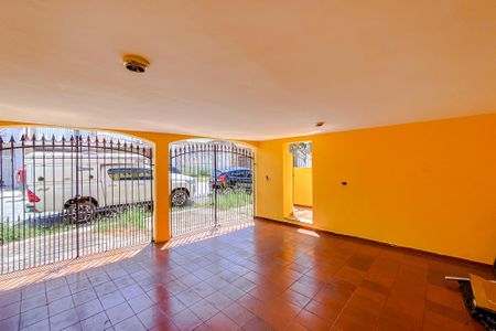 Casa à venda com 140m², 2 quartos e 2 vagasGaragem