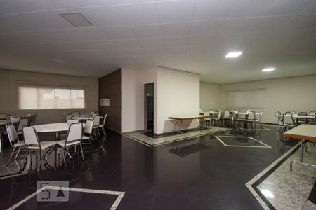 Apartamento à venda com 210m², 4 quartos e 4 vagasÁrea comum - Salão de festas
