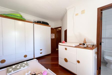 Apartamento à venda com 210m², 4 quartos e 4 vagasSuíte 4