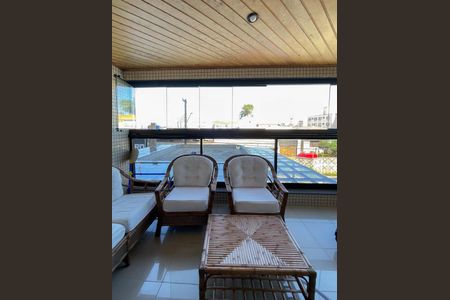 Apartamento à venda com 210m², 4 quartos e 4 vagasSacada