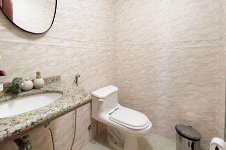 Apartamento à venda com 210m², 4 quartos e 4 vagasLavabo