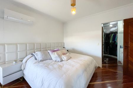 Apartamento à venda com 210m², 4 quartos e 4 vagasSuíte 3