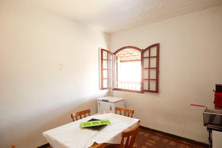 Casa à venda com 360m², 3 quartos e 4 vagas Casa à venda com 360m², 3 quartos e 4 vagasSala de Jantar