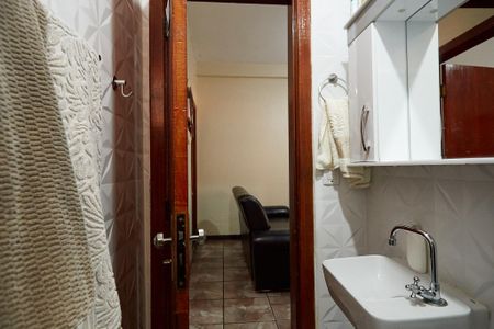 Casa à venda com 360m², 3 quartos e 4 vagas Casa à venda com 360m², 3 quartos e 4 vagasBanheiro