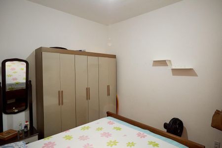 Casa à venda com 360m², 3 quartos e 4 vagas Casa à venda com 360m², 3 quartos e 4 vagasQuarto 2