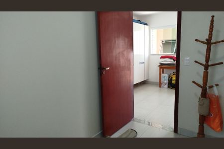 Casa à venda com 180m², 3 quartos e 2 vagasQuarto 3 - escritório nos fundos