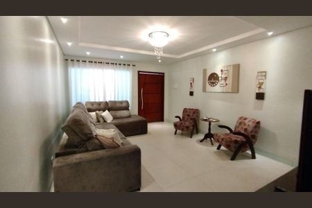 Casa à venda com 180m², 3 quartos e 2 vagasSala