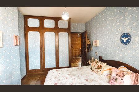 Casa à venda com 266m², 4 quartos e 3 vagasQuarto 2