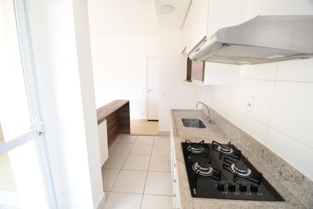 Apartamento para alugar com 67m², 2 quartos e 2 vagasCozinha