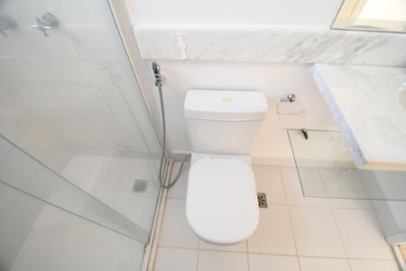 Apartamento para alugar com 67m², 2 quartos e 2 vagasBanheiro 1