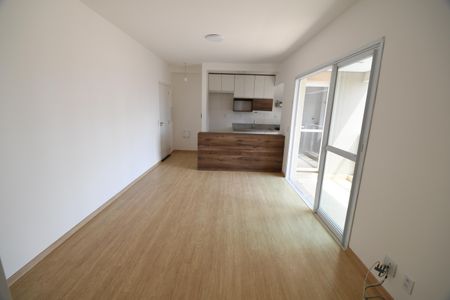 Apartamento para alugar com 67m², 2 quartos e 2 vagasSala