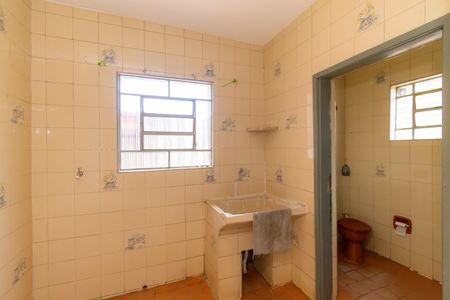 Casa à venda com 130m², 3 quartos e 2 vagasÁrea de Serviço