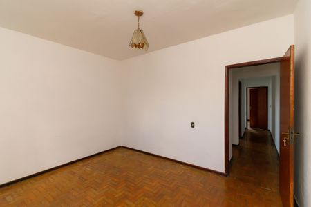 Casa à venda com 130m², 3 quartos e 2 vagasQuarto 3