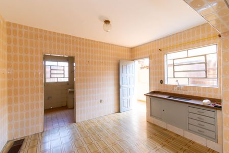 Casa à venda com 130m², 3 quartos e 2 vagasCozinha