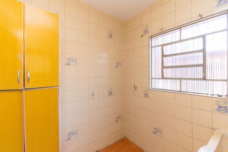 Casa à venda com 130m², 3 quartos e 2 vagasÁrea de Serviço