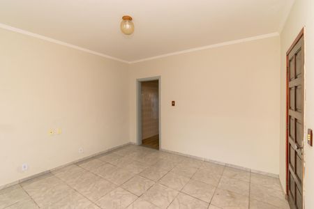 Casa à venda com 130m², 3 quartos e 2 vagasSala