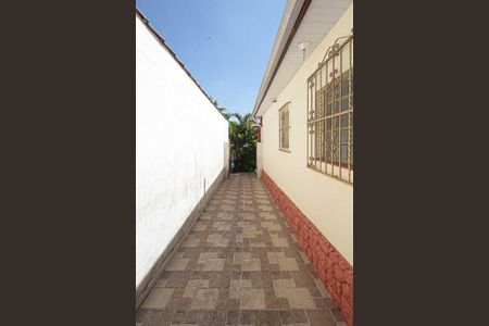 Casa à venda com 180m², 2 quartos e sem vagaCorredor