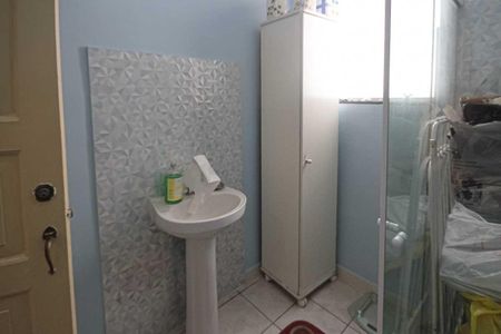 Casa à venda com 180m², 2 quartos e sem vagaBanheiro