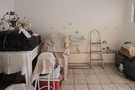 Casa à venda com 180m², 2 quartos e sem vagaÁrea de Serviço