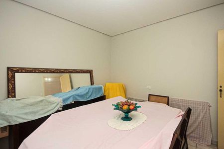 Casa à venda com 180m², 2 quartos e sem vagaQuarto