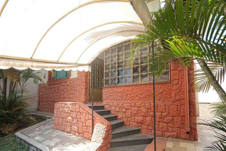 Casa à venda com 180m², 2 quartos e sem vagaFrente