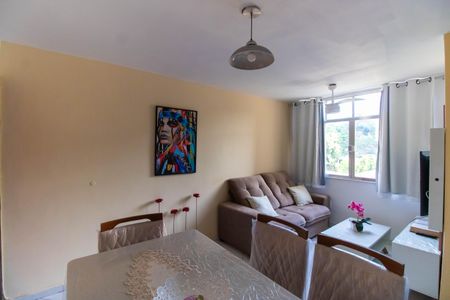 Apartamento para alugar com 70m², 2 quartos e sem vagaSala