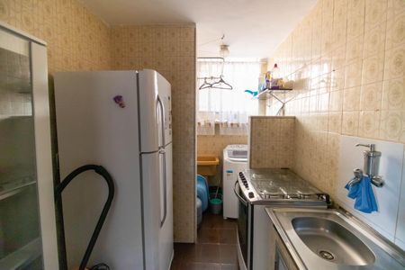 Apartamento para alugar com 70m², 2 quartos e sem vagaCozinha e Área de Serviço