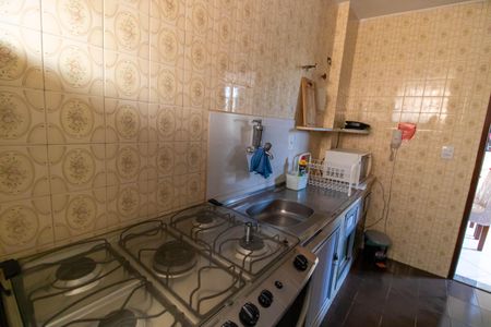 Apartamento para alugar com 70m², 2 quartos e sem vagaCozinha e Área de Serviço