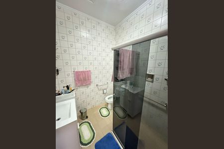 Casa à venda com 126m², 3 quartos e 1 vagaBanheiro 1