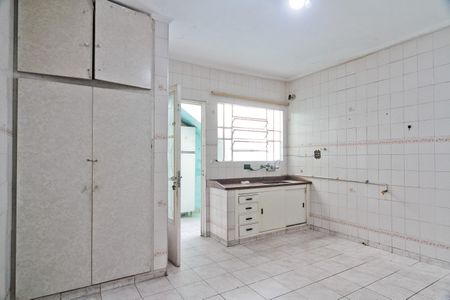 Casa à venda com 119m², 3 quartos e 3 vagas Casa à venda com 119m², 3 quartos e 3 vagasCozinha