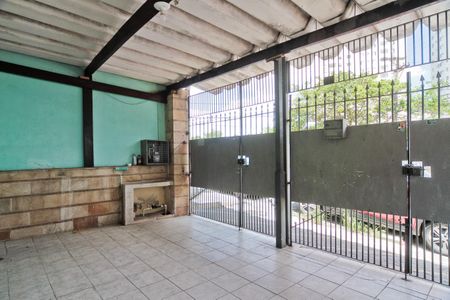 Casa à venda com 119m², 3 quartos e 3 vagas Casa à venda com 119m², 3 quartos e 3 vagasGaragem