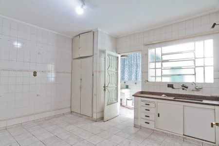 Casa à venda com 119m², 3 quartos e 3 vagas Casa à venda com 119m², 3 quartos e 3 vagasCozinha