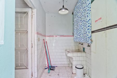 Casa à venda com 119m², 3 quartos e 3 vagas Casa à venda com 119m², 3 quartos e 3 vagasÁrea de Serviço