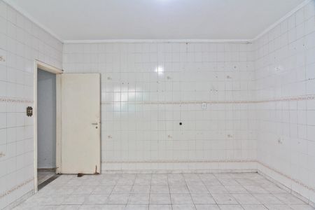 Casa à venda com 119m², 3 quartos e 3 vagas Casa à venda com 119m², 3 quartos e 3 vagasCozinha