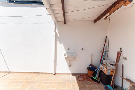 Casa à venda com 160m², 4 quartos e 1 vagaÁrea de Serviço
