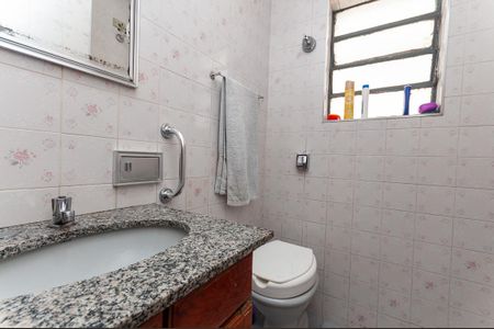 Casa à venda com 160m², 4 quartos e 1 vagaBanheiro Social