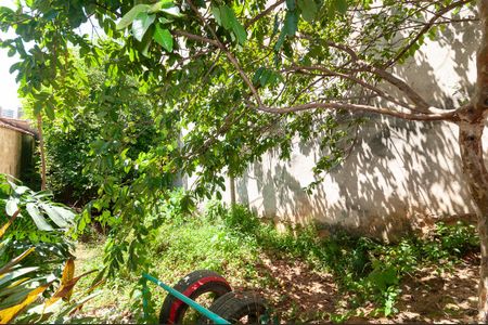 Casa à venda com 160m², 4 quartos e 1 vagaQuintal