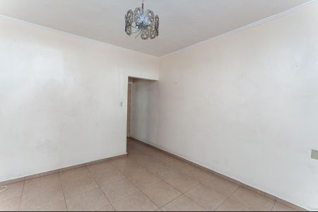 Casa à venda com 160m², 4 quartos e 1 vagaSala