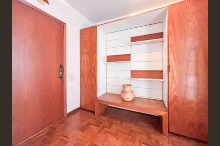 Apartamento à venda com 216m², 3 quartos e 2 vagas