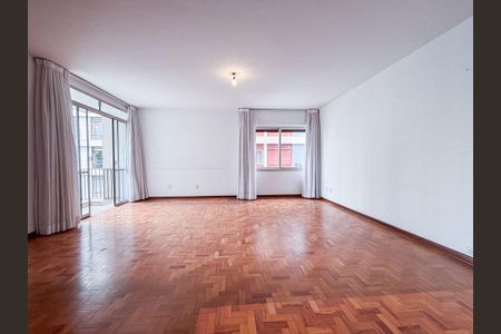 Apartamento à venda com 216m², 3 quartos e 2 vagas