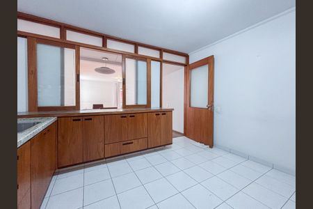 Apartamento à venda com 216m², 3 quartos e 2 vagas