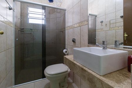 Casa para alugar com 55m², 2 quartos e sem vagaBanheiro