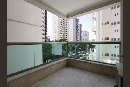 Apartamento à venda com 228m², 3 quartos e 6 vagasVaranda Sala de Jantar